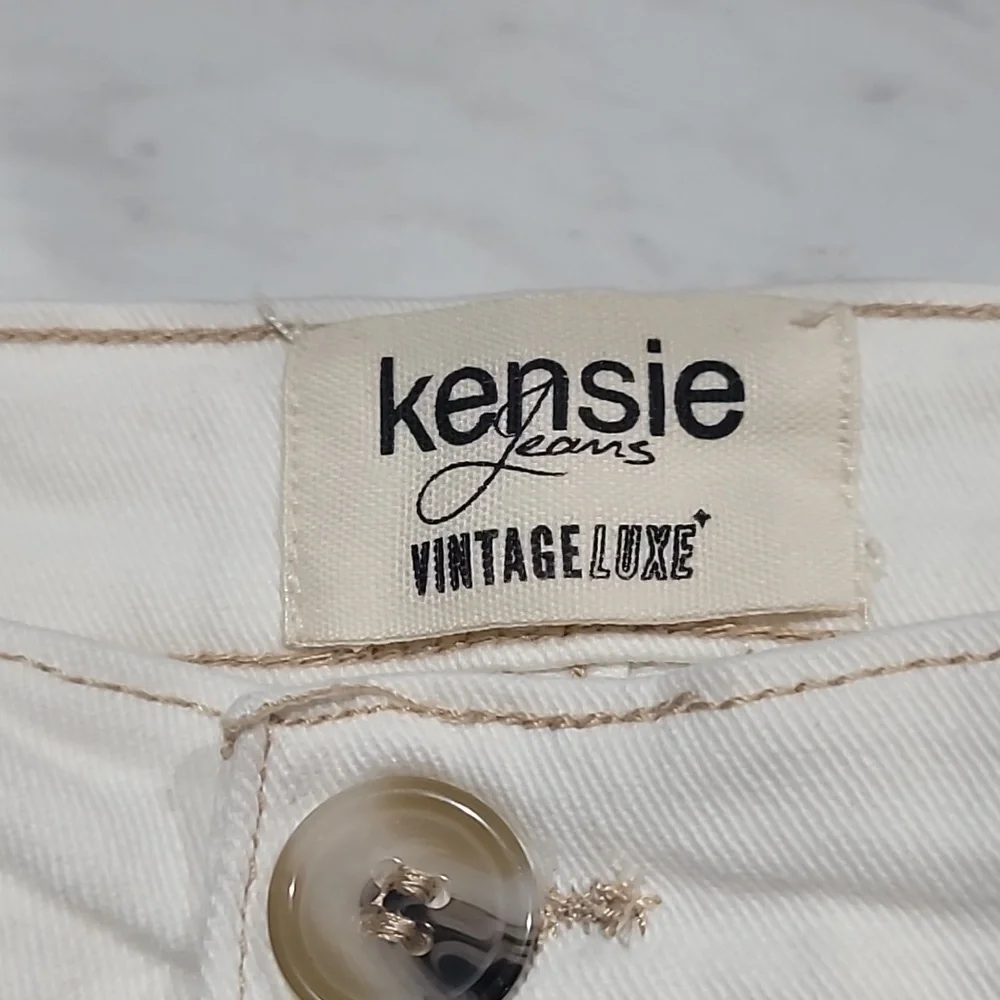 Kensie White Button-Front Skirt